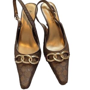 Etienne Aigner “Paige” Womens Classic Slingbacks, Brown size 6.5